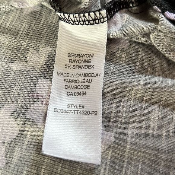 Flower Tank Top - Picture 5 of 6